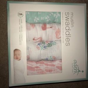 Aden Muslin swaddles